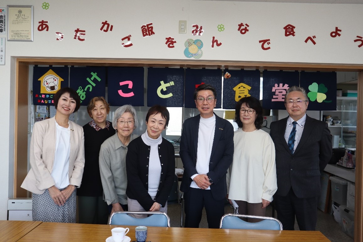 寄付金贈呈式の様子